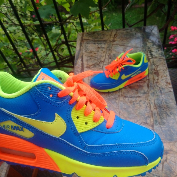 neon colored nike shoes